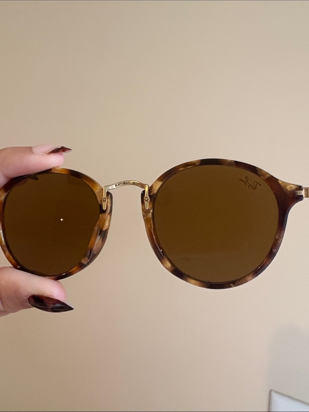 Ray-Ban Tortoiseshell Round Sunglasses with Brown Lenses - Picture 7 of 9